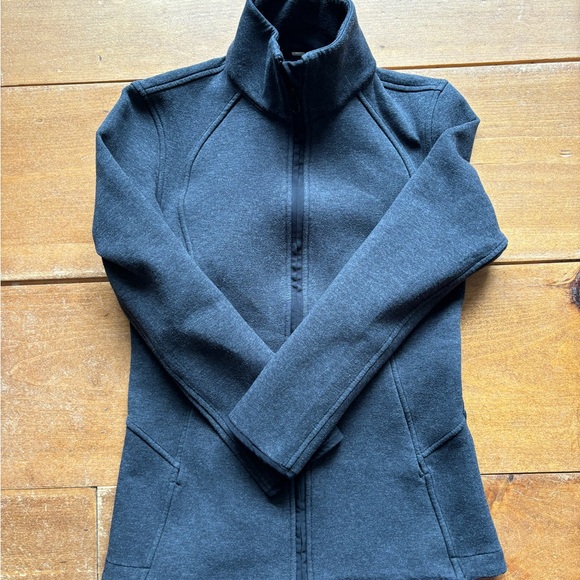 Lululemon Scuba Jacket - Picture 4 of 5